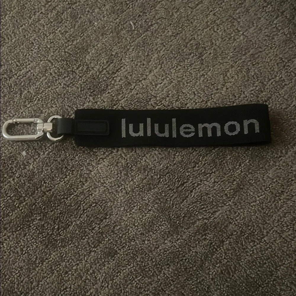 Lululemon Black and Gray Keychain